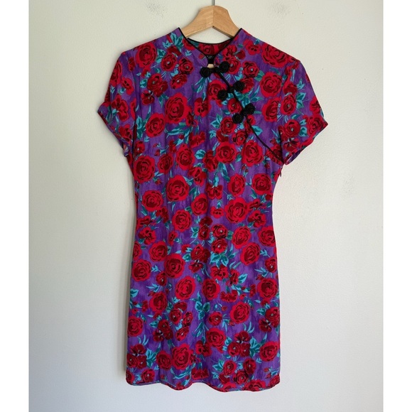 Zara • Roses Dress with Frog Buttons Japanese Floral Print - Picture 4 of 8